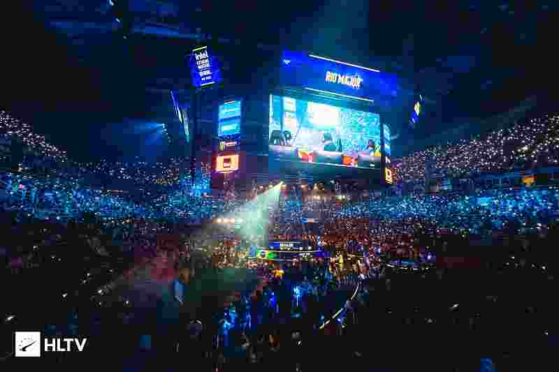 连续施压下 连续施压下