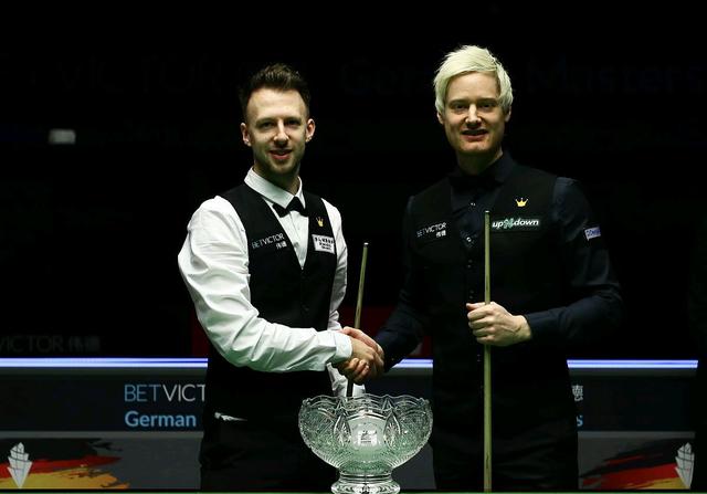 时不被马刺 时不被马刺